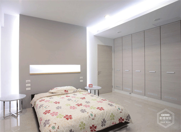 臥室衣柜設計
