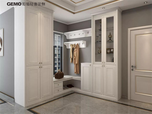 預算10萬可以開一家輕奢定制店嗎