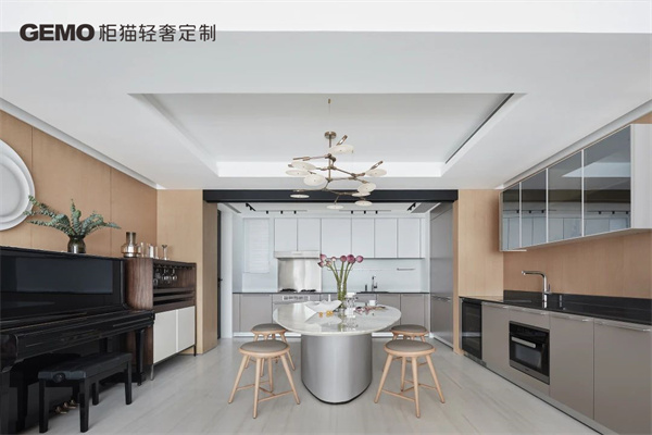 定制衣柜加盟費需要多少錢？加盟費用有哪些？